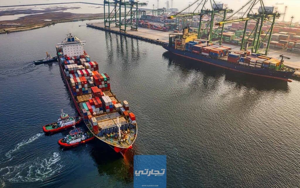 ميناء خالد من موانئ الإمارات