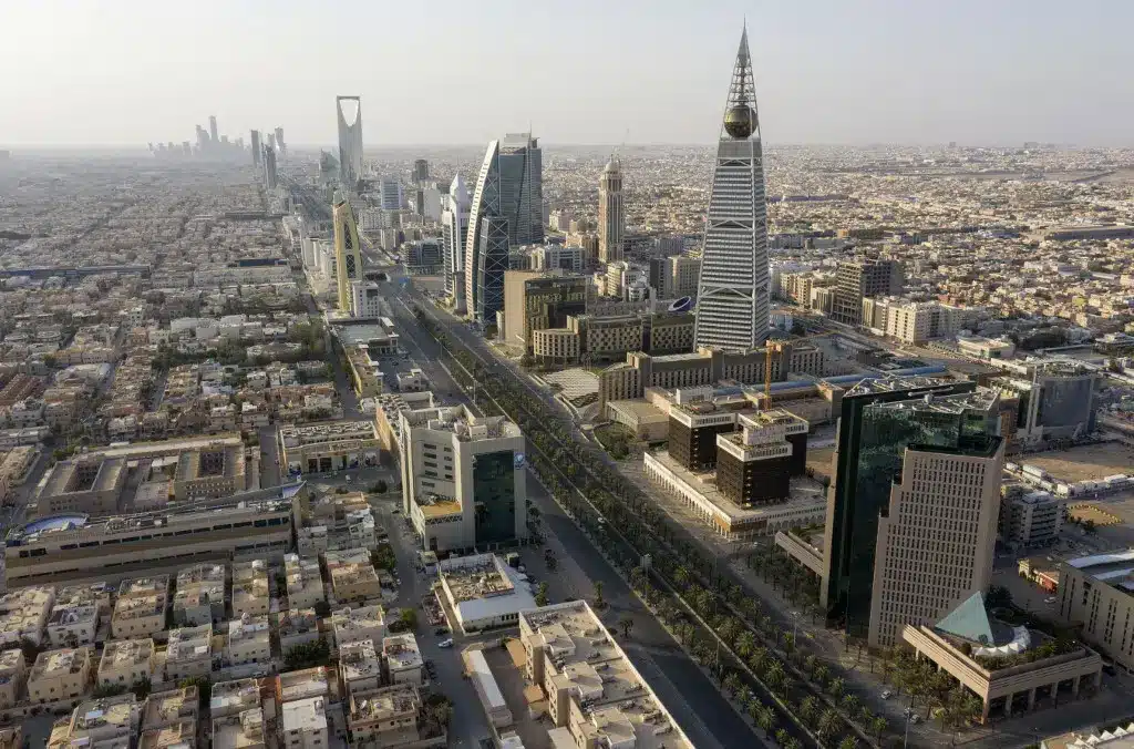 سلم الرواتب في المملكة العربية السعودية حسب المدينة